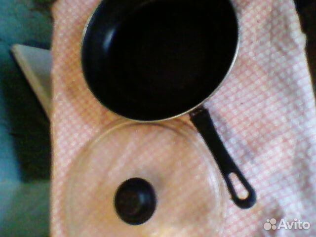 Сковороды,кастрюли,чайник,поддон в духовку