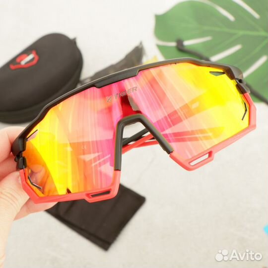 Очки для велосипедистов со сменными линзами,новые