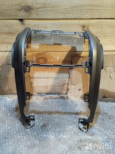 Рамка магнитолы Honda CR-V