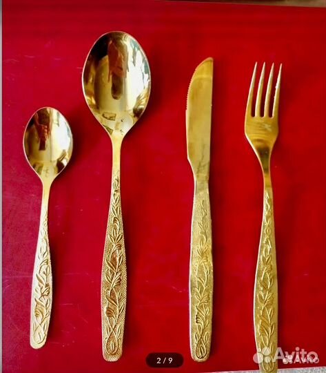 Наборы золотых столовых приборов 