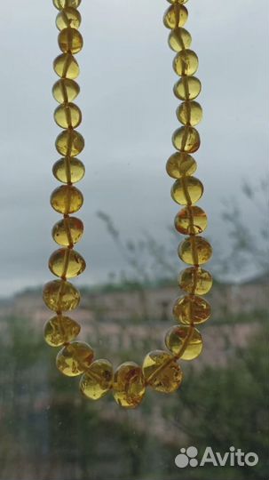 Лечебные янтарные бусы