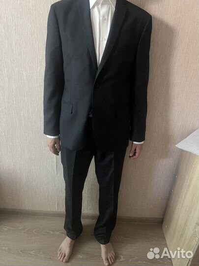 Мужской костюм классический черный