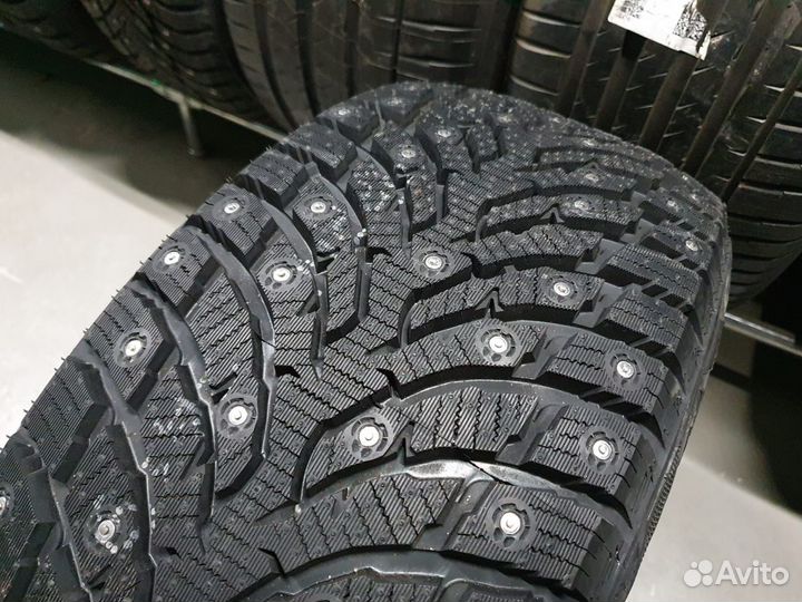 Landspider Arctictraxx 225/50 R17