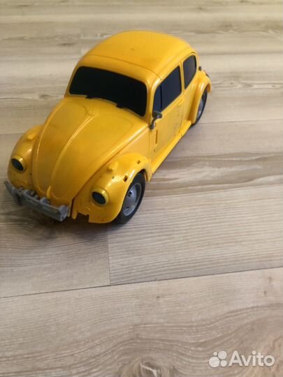 Трансформер бамблби hasbro