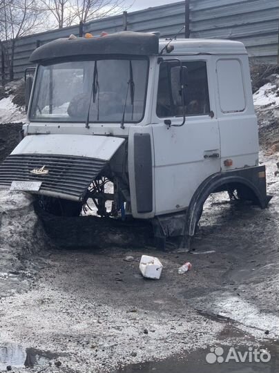 Кабина маз