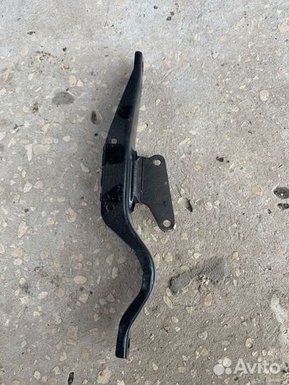 Подушка кпп ваз 2107