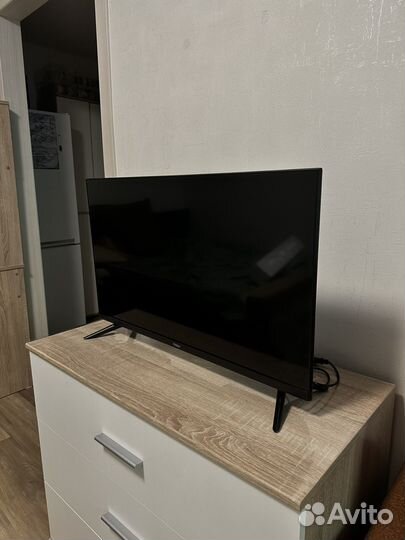 Телевизор Haier SMART tv 32 дюйма