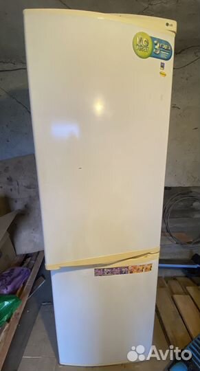 Холодильник бу LG нерабочий