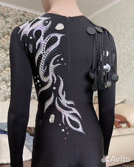 Комбинезон для фигурного катания