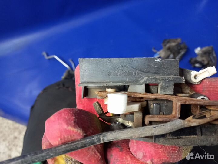 Замок двери Hyundai Accent II (1999—2012)