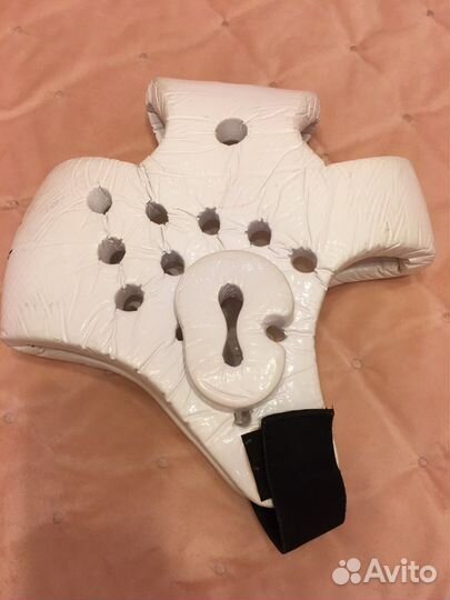 Шлем для единоборств