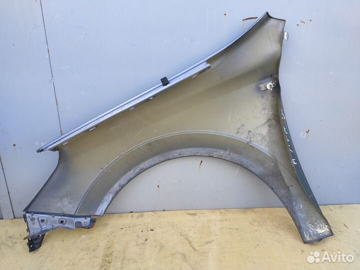 Крыло переднее правое на Opel Astra H