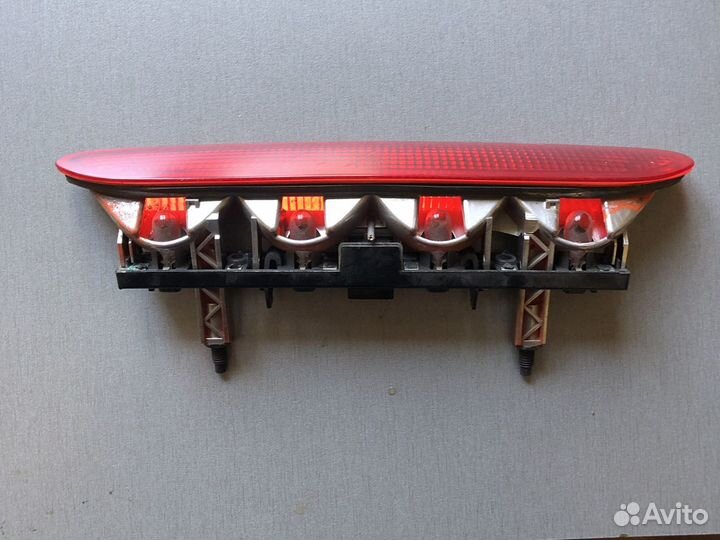 Задний стоп peugeot/citroen c4,picasso