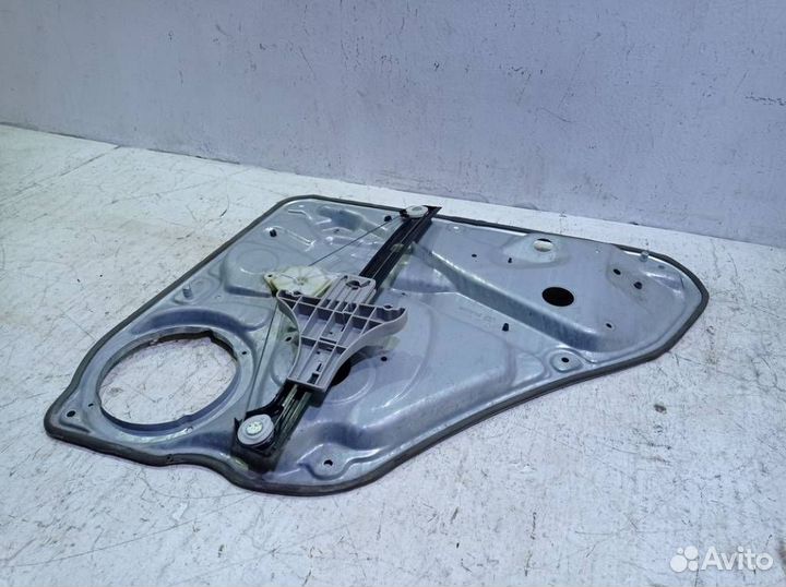 Стеклоподъемник электрический задний левый