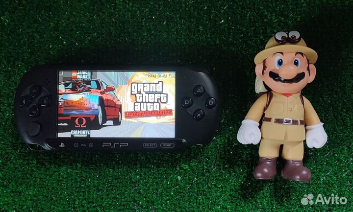 PSP E1008 прошитая 32GB и много игр в Марио