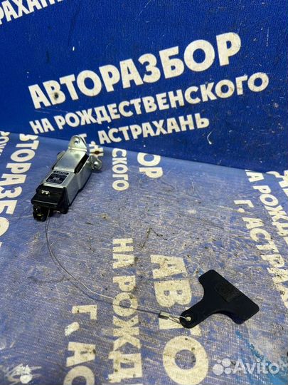 Активатор лючка бензобака Hyundai Sonata 4 седан