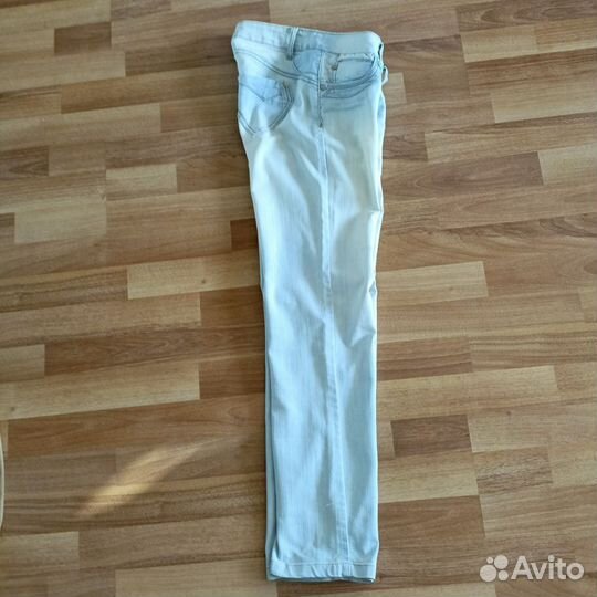 Джинсы женские прямые