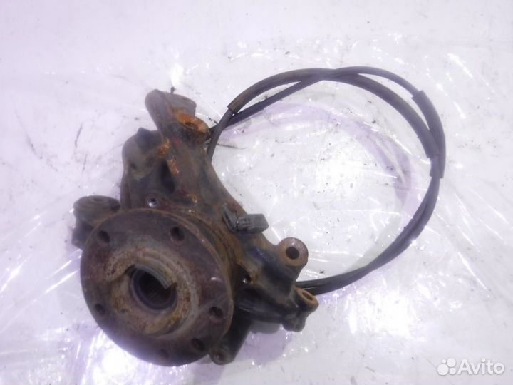 Кулак задний правый 7L8505436A