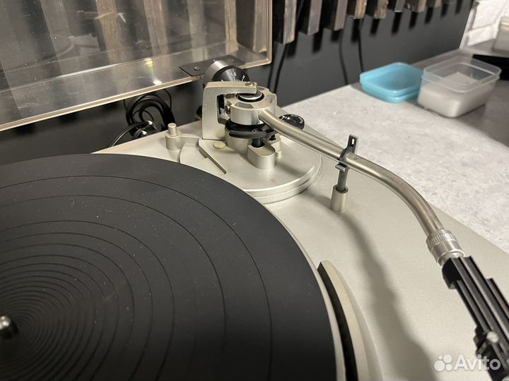 Проигрыватель винила Technics SL-3300