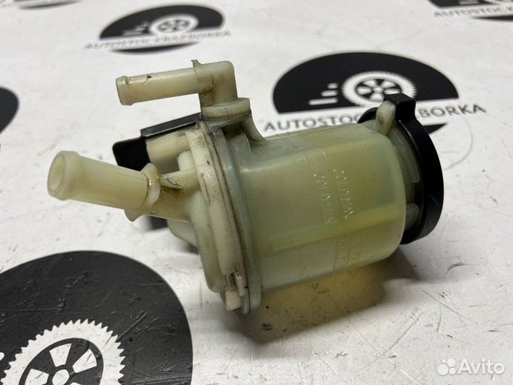 Бачок гидроусилителя Mercedes-Benz X-Class W470