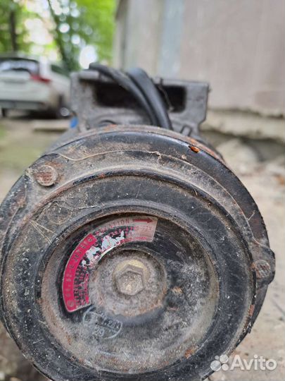 Компрессор автомобильный