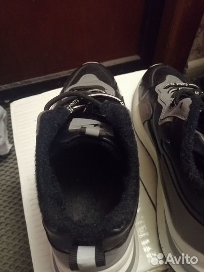 Кроссовки мужские демисезонные 42 размер