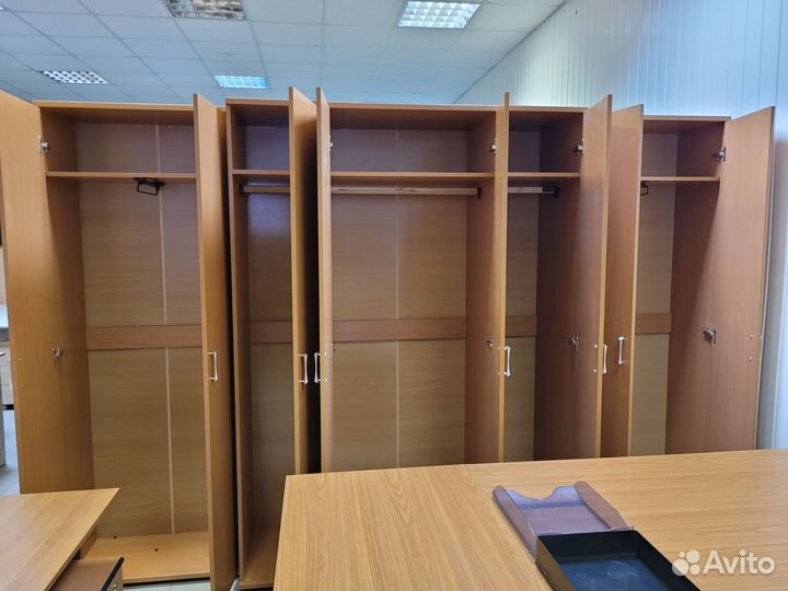 Шкаф гардероб. новые И Б.У