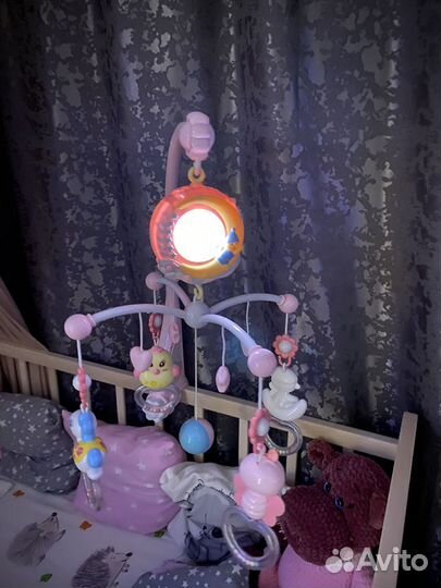 Мобиль в кроватку музыкальный