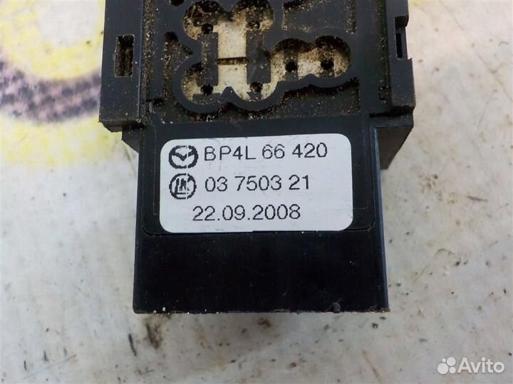 Кнопка обогрева сидений Mazda Mazda 3 (BK) 2002-2