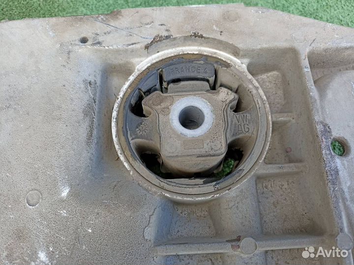 Подрамник Volkswagen Jetta седан 1.6 2006