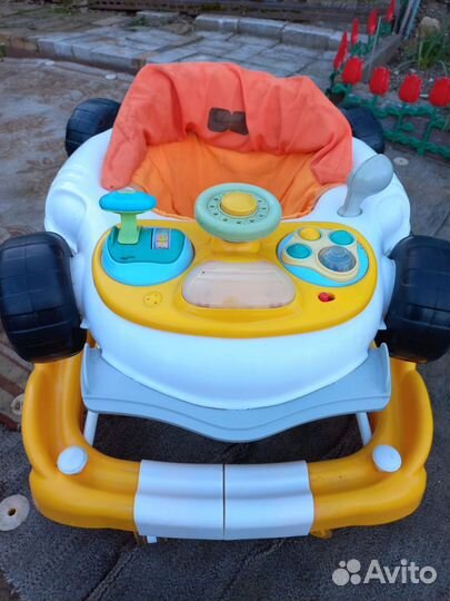 Прогулочная коляска