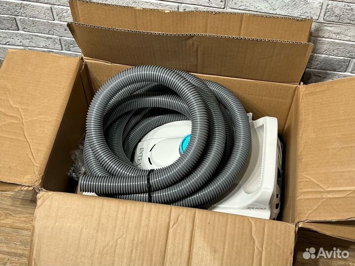 Автоматический пылесос для бассейна Intex ZX100