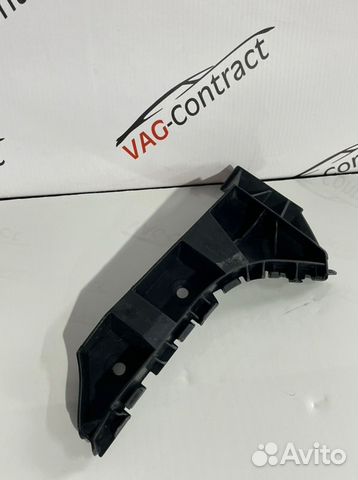 Кронштейн бампера задний правый Volkswagen Golf