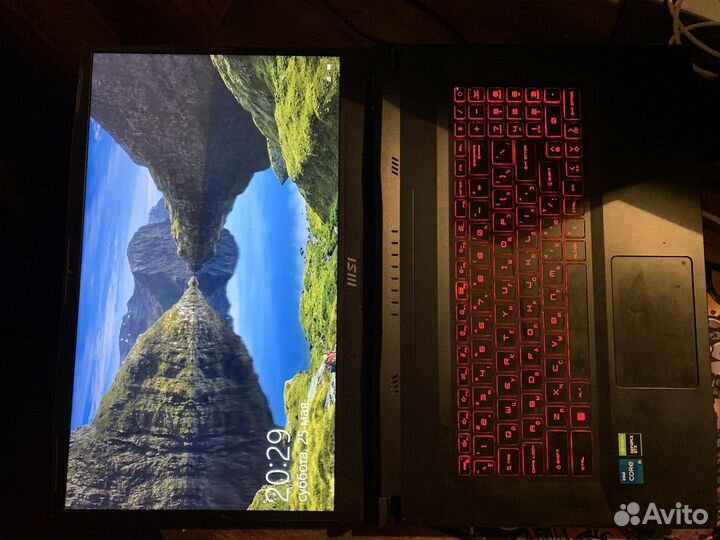 Ноутбук игровой MSI Katana GF76 11sc 483xru