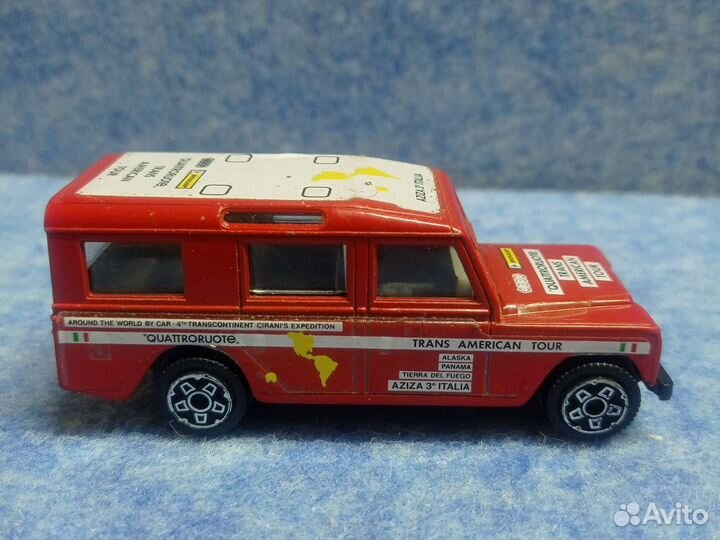 Машинка 1/43 durago Land Rover