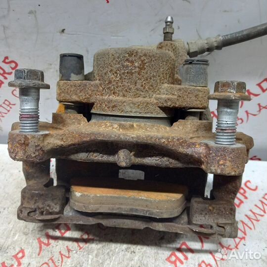 Суппорт тормозной передний правый Volvo V70 B4164T