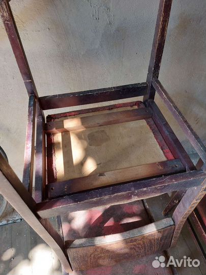 Стул деревянный советский