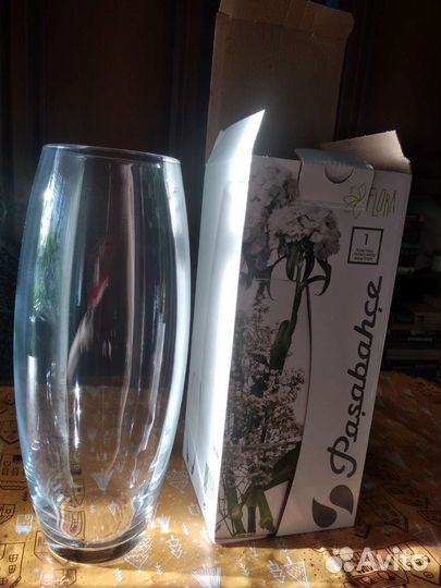 Вазы для цветов хрусталь, керамика, камень, стекло