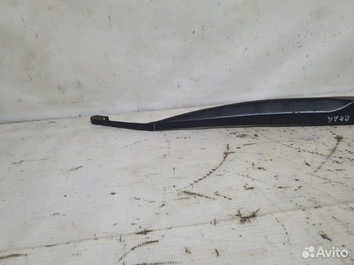 Поводок дворника передний левый Nissan Skyline