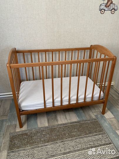 Детская кровать с матрасом