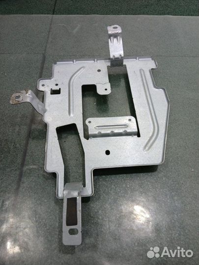 Кронштейн Mercedes-Benz M-Class W164 M272.967 2007