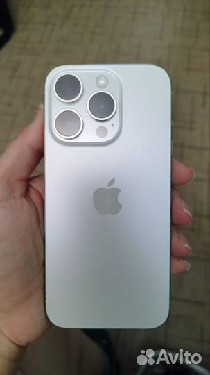 iPhone 15 Pro, 256 ГБ