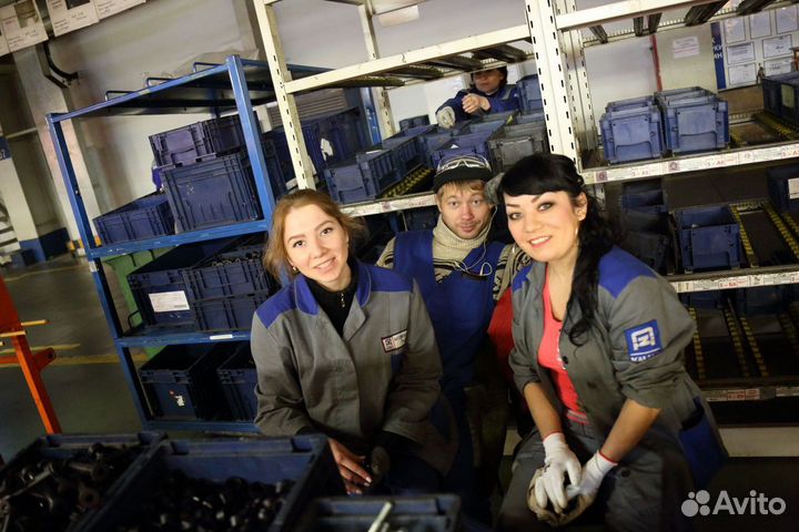 Комплектовщик-Упаковщик на склад Вахта в Москве