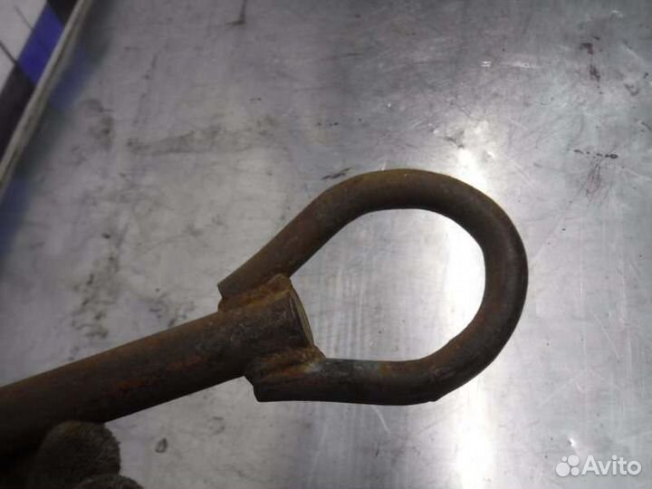 Крюк буксирный Лада Приора 126 2007