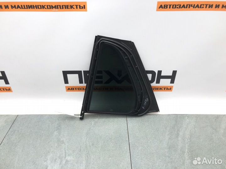 Форточка двери задняя правая Mercedes-Benz E-Class