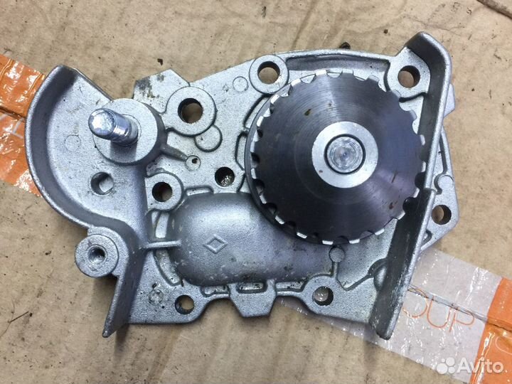 Помпа водяная Dolz