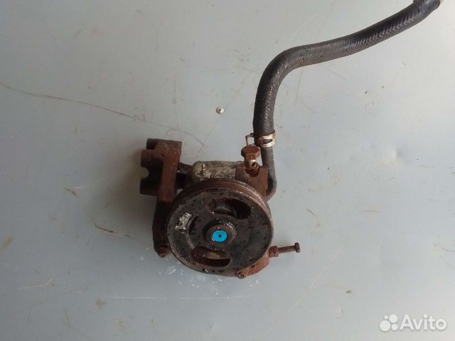 Насос гура Kia Sephia 2000