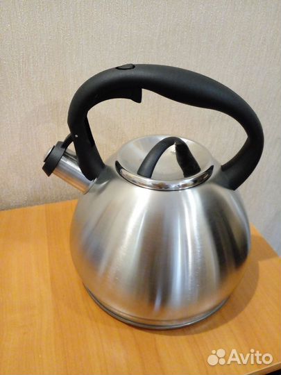 Чайник из нержавеющей стали новый