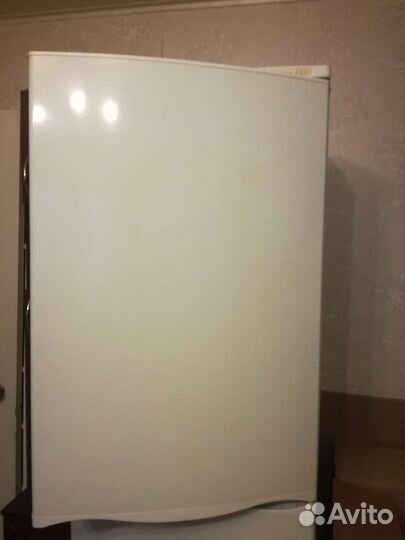 Холодильник двухкамерный