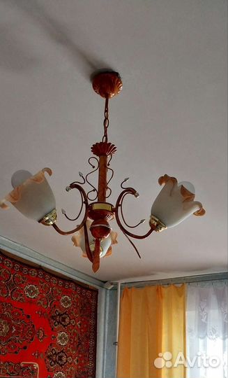 Люстра потолочная